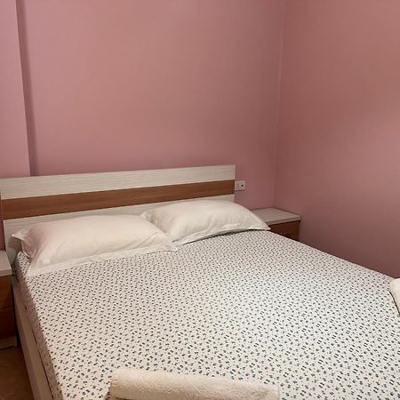 Sail Ocean View Apartments Sarandë Eksteriør bilde