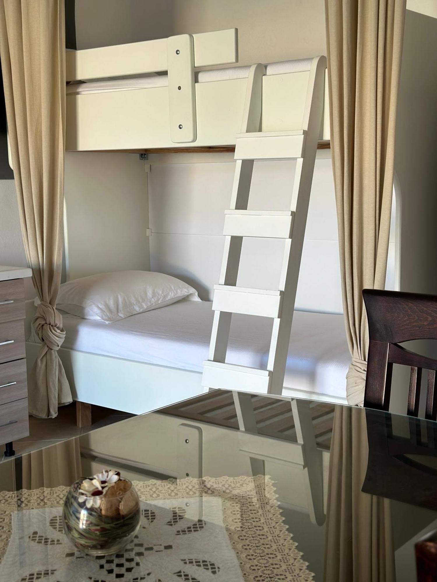 Sail Ocean View Apartments Sarandë Eksteriør bilde